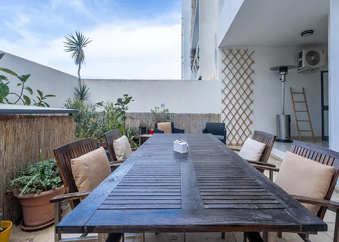 Apartment Spacious And Stylish Saint Julian's